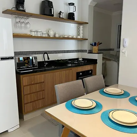 Ap Praia Das Toninhas For 5 People, 450M Beach-2